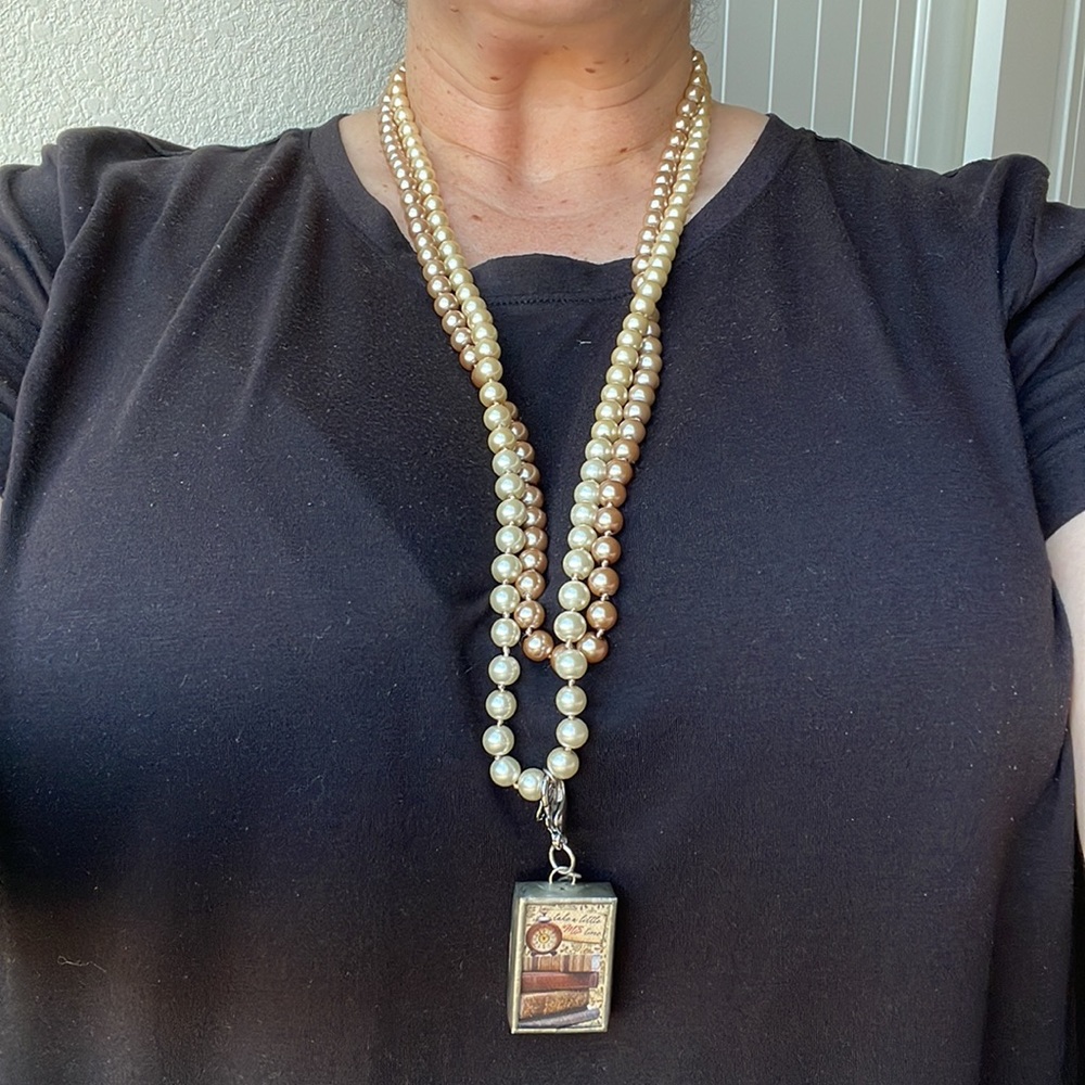 Jewel Kade Pearl Necklace with charm - Picture 3 of 8